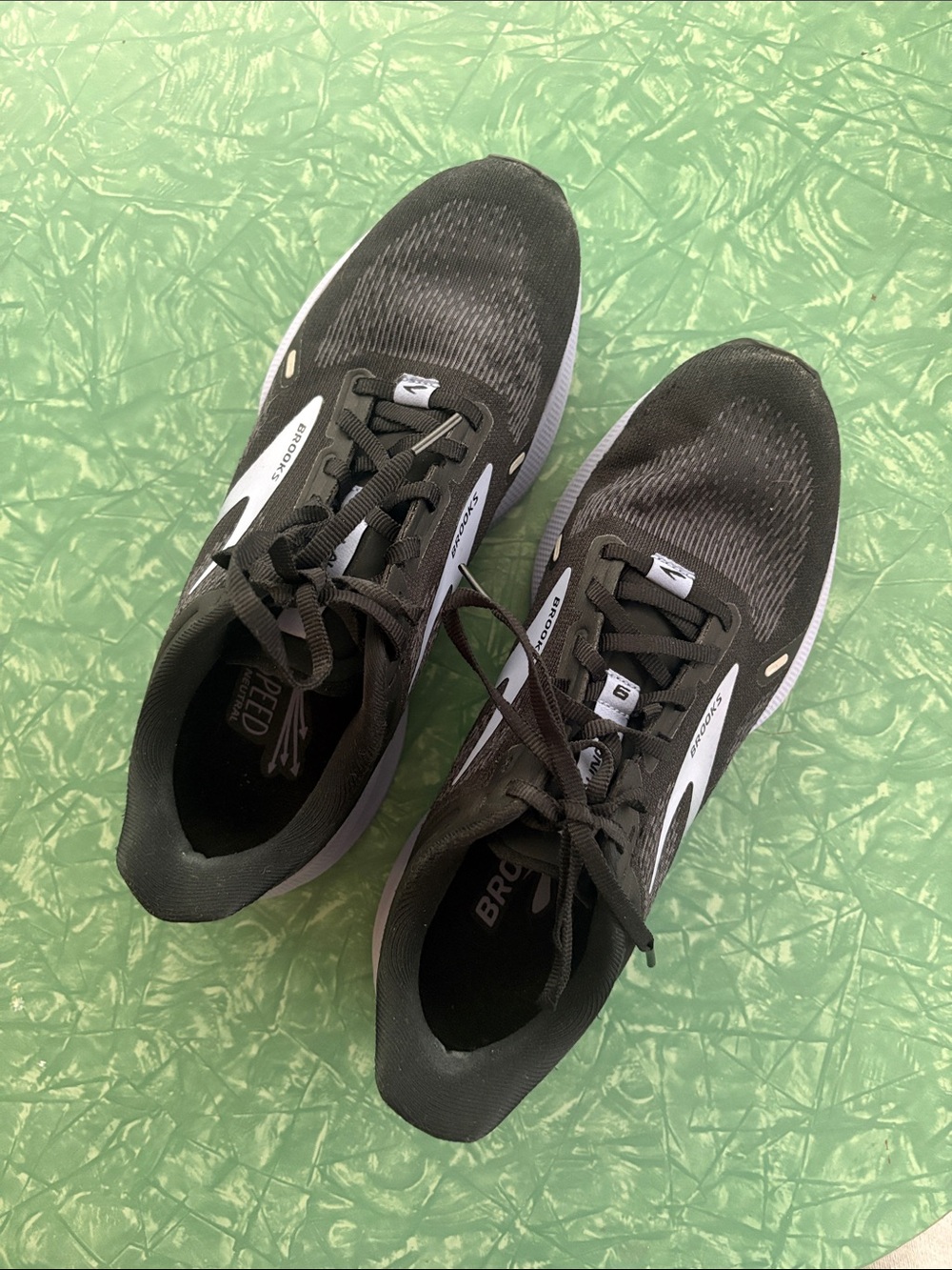 Women’s Brooks cross training shoes size 8.5